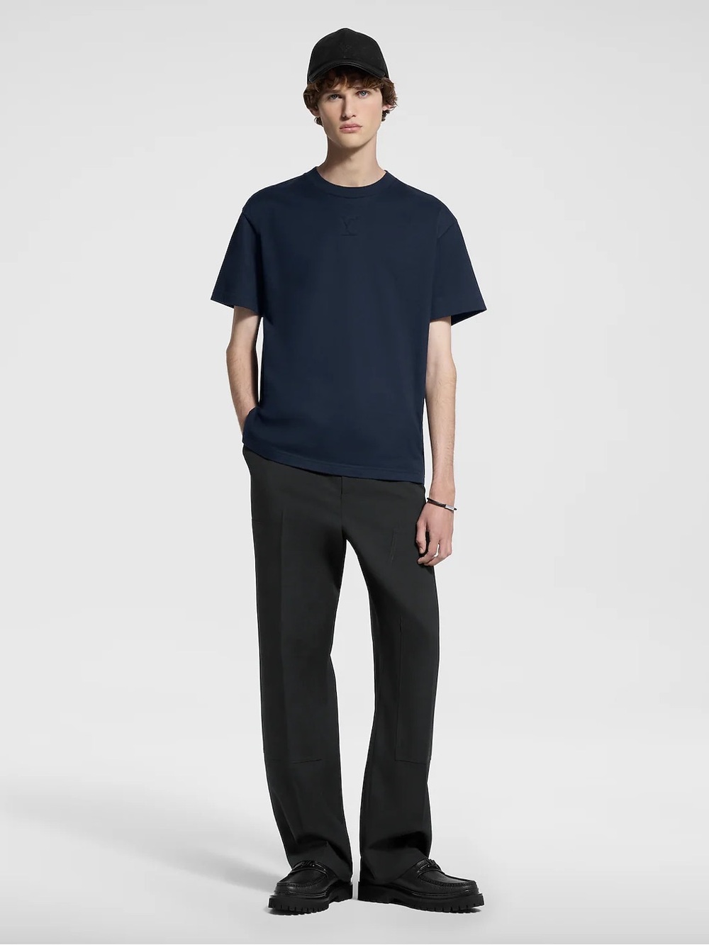 Louis Vuitton Men's Dark Navy Short-Sleeve Crewneck Tee Embossed LV T-Shirt
